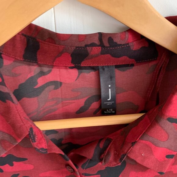 Ladies Red Camo Blouse - Picture 4 of 7